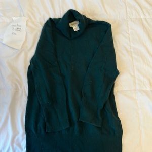Nieman Marcus Green cashmere turtleneck. Size medium